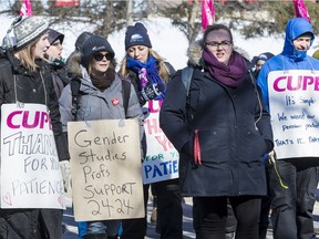 The CUPE 2424 strike is now in its fourth week.