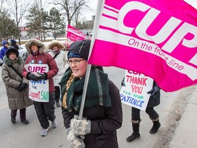 Carleton University support staff continue on the picket lines with pensions being the major stumbling block.