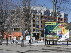 Construction on Main Street in Ottawa Tuesday March 20, 2018.