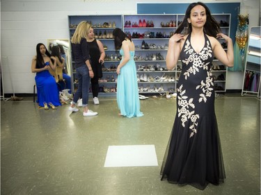 17-year-old Arwin Awad looked beautiful in a black glitzy dress.