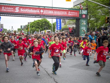 The start line of the kids marathon Sunday May 27, 2018 at Ottawa Race Weekend.    Ashley Fraser/Postmedia