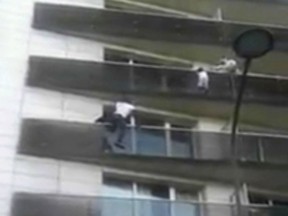 Finally, after scaling four balconies, the man reached the child and pulled him to safety. And suddenly, an act of individual courage and resourcefulness began to play into Europe’s fraught and polarized debate about outsiders, immigrants and refugees.