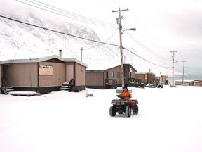 Pangnirtung, Nunavut.