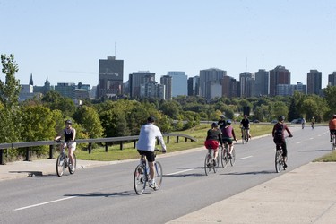 With over 290 000 participants every season, NOKIA Sunday Bikedays are very popular among cyclists of all ages!