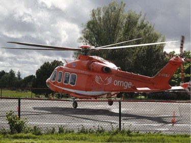 An air ambulance takes off from the Ottawa Hospital Civic Campus on Monday, June 4, 2018.   (Patrick Doyle)  ORG XMIT: 0605 air ambulance 01

401 bus crash near Prescott June 4, 2018.