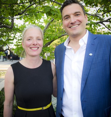 Catherine McKenna, Minister of the Environment and Climate Change, and Evan Solomon, gala committee member.