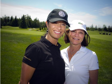 Lina Caruso of Star Motors of Ottawa and Susan Dagg Fulton, executive director of the WBN.