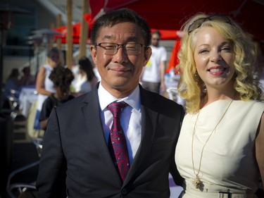 Dr. David Park, director of the uOttawa Brain and Mind Research Institute, and Peggy Taillon, president of the Bruyère Foundation.