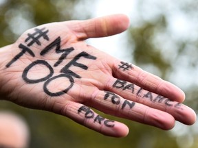A picture shows the messages "#Me too."