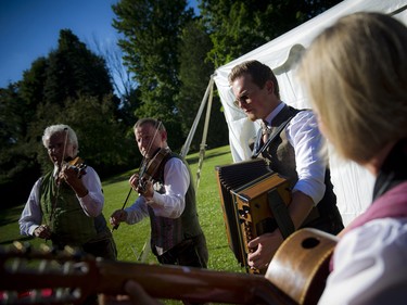 Traditional music was performed by Ausseer Bradlmusi from the ambassador's hometown of Bad Aussee, Austria.
