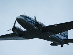 A Douglas C-53C Skytrooper (DC-3) aircraft, similar to the plane found in the Alps.