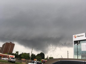 A photo taken at Baseline and Clyde at about 6 p.m. shows the Ottawa weather during a tornado warning.