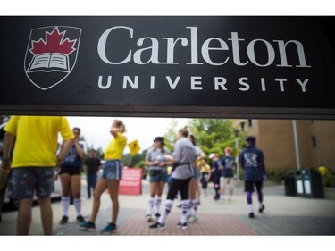 Students were busy moving into the residence buildings at Carleton University on Saturday, Sept. 1, 2018.