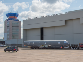 Photo shows dismantled CP-140 ready for the trip to an air museum at Trenton. DND/CAF photo.