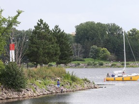 It was a beautiful day to hang out in Ottawa at Nepean Point on Monday, and the heat spell is forecast to continue through Wednesday.