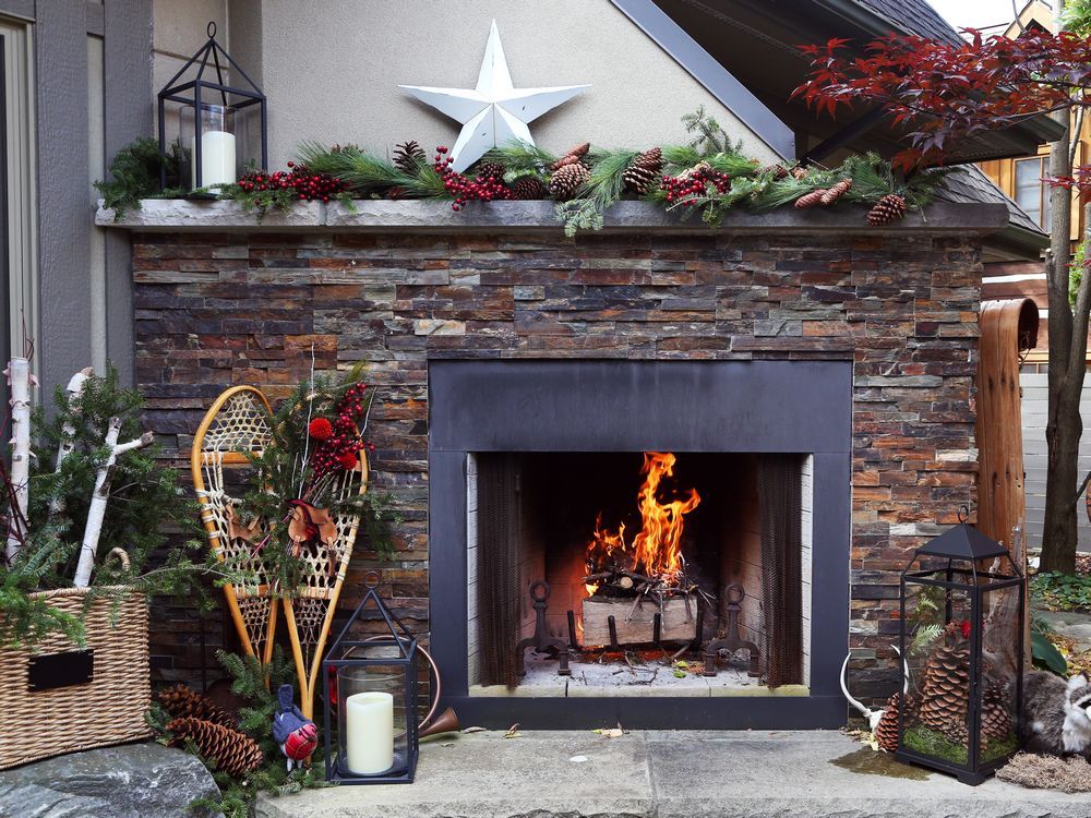 Homes for the Holidays Area homes don their seasonal best to raise