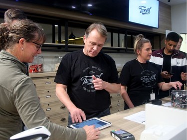 Linton gets a crash course in working the cash before doors opened at 11.30 pm. Bruce Linton, founder, CEO and Chairman of Canopy Growth, travels from Ottawa to St. John's, Newfoundland on the eve of legalization of pot in Canada to sell the first gram of legal pot from his Tweed store in St. Johns at the stroke of midnight - long before it becomes legal in all the other provinces.