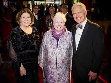 From left, Janice O’Born, chair of the board of directors of the NAC Foundation, Ontario Lieutenant Governor Elizabeth Dowdeswell and Christopher Deacon, president and CEO of the NAC.