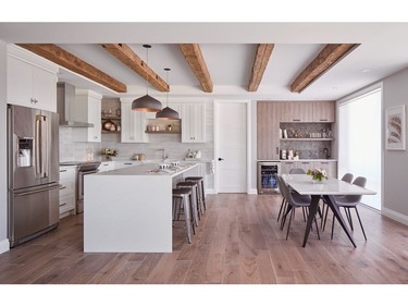 Custom kitchen, 241 sq. ft. or more, contemporary, $75,000 and under
Astro Design Centre
