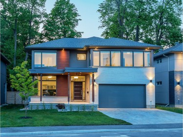Green production home of the year
RND Construction & Christopher Simmonds Architect: the Meadow
1027 home gohba