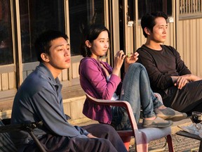 Ah-In Yoo, Steven Yeun, and Jong-seo Jeon.