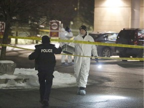 Police at the scene of a shooting at the South Keys Shopping Centre in Ottawa on Friday, Nov. 23, 2018. (Photo: Patrick Doyle)