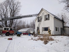 From Twitter by Scott Stilborn, OFS
Ottawa Fire on scene of a Working Fire at 5361 Thunder Road. Crews contained the fire to part of the attic and roof area. Fire is under control and there are no reported injuries.