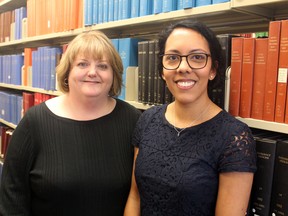 Doctoral candidate Michelle Crick (left) and masters (thesis) student Danielle Cho-Young said they have enjoyed collaborating on many rewarding research projects through uOttawa’s School of Nursing.