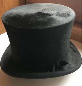 Antiques: A bonnet chest, an old print and a top hat | Ottawa Citizen