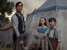 Colin Farrell, Nico Parker and Finley Hobbins.