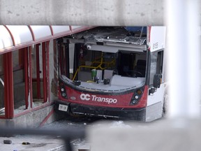 031019-Ottawa_Bus_Crash_20190112