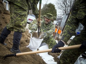 The Royal 22nd Regiment — the Van Doos — were in the Gatineau area helping to fill sandbags Sunday afternoon.
