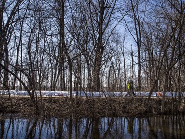 People were out walking on the Ottawa River Pathway in the Britannia area, Sunday, April 28, 2019.