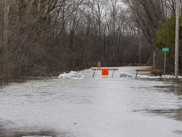 Rue Lamoureux in Gatineau has been closed due to flooding on April 26, 2019.