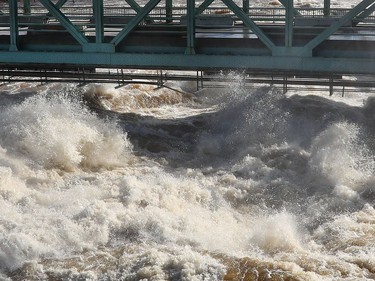 Chaudiere Bridge in Ottawa Monday April 29, 2019. Flood waters have reached the bridge and now is causing damage. The bridge is closed.