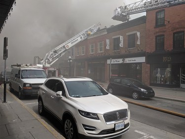Scott Stilborn
Ottawa Fire on scene on a 2-Alarm fire at 35 William Street in the Byward Market. Fire is extending through the common cockloft to two attached buildings. Crews are being evacuated from the roof and interior due to rapidly deteriorating conditions.