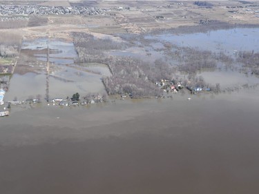Cumberland - Aerial view of the flooding in the National Capital region, April 29, 2019.