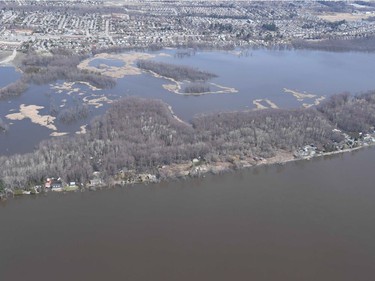 Duck Island - Aerial view of the flooding in the National Capital region, April 29, 2019.