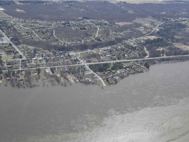 Masson-Angers - Aerial view of the flooding in the National Capital region, April 29, 2019.