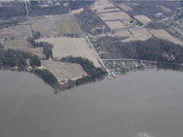 Thurso - 
Aerial view of the flooding in the National Capital region, April 29, 2019.