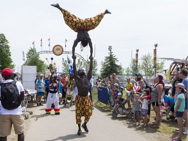 Entertainers in the Saint-Jean-Baptiste Day parade in Gatineau on June 24, 2019.