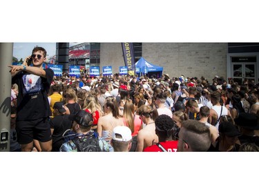 There were long lines to get through security at Escapade Music Festival, Saturday, June 22, 2019 at Lansdowne Park.  Ashley Fraser/Postmedia