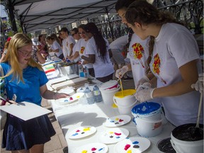 Art for Mental Health hosted Paint Therapy Ottawa, an event for people to come together to paint in support of mental health. The event took place Sunday, July 28, 2019, on Parliament Hill.  Ashley Fraser/Postmedia