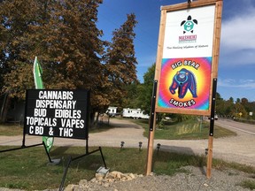 When the Citizen visited six cannabis shops on the Pikwakanagan First Nation on the shores of Golden Lake, four sold illicit vape pens or cartridges.