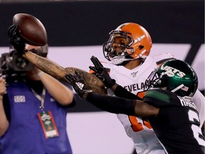 Odell Beckham Jr. #13 of the Cleveland Browns makes a catch as Nate Hairston #21 of the New York Jets defends in the first quarter at MetLife Stadium on September 16, 2019 in East Rutherford, New Jersey.