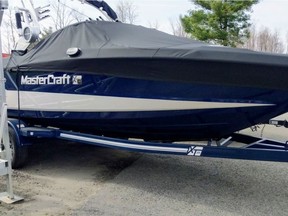 Mastercraft XT25 - 2019 boat was stolen from a dealership in the municipality of L'Ange-Gardien.