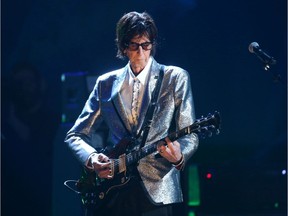 FILE PHOTO:  Rock & Roll Hall of Fame Induction - Show - Cleveland, Ohio, U.S., 14/04/2018 - Ric Ocasek of The Cars performs on stage.