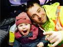Austin Simon dan putrinya, Avery, Simon, seorang tukang kayu berusia 39 tahun dan ayah dua anak, meninggal pada malam Halloween dalam penikaman di Murray Street.