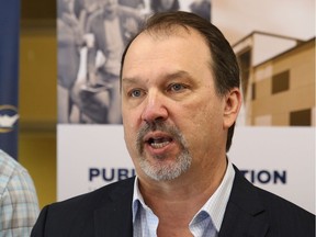 Harvey Bischof, president of the Ontario Secondary School Teachers' Federation (OSSTF/FEESO) makes a point at a press conference at the OSSTF/FEESO office in Lively, Ont. on Thursday May 24, 2018.