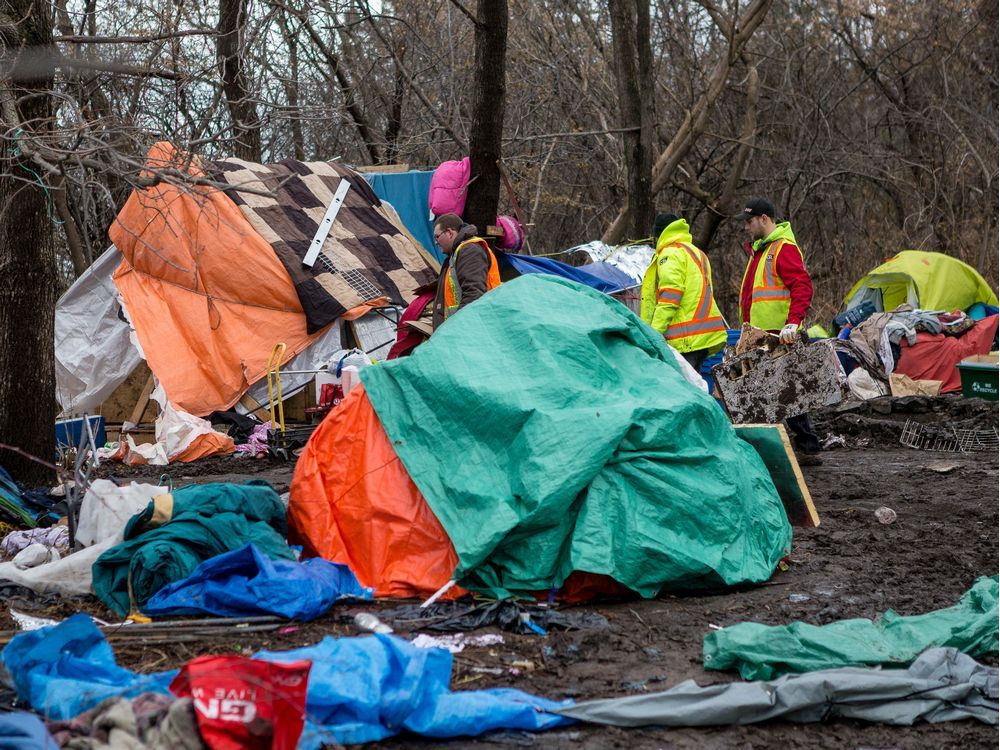 NCC, police begin to clear out 'Tent City' near Bayview Yards | Ottawa ...